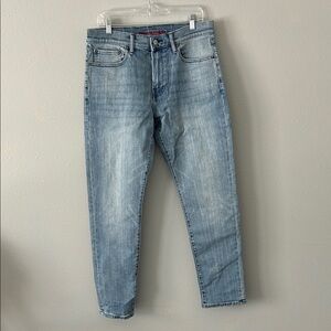 Lucky Brand Men's Light Blue 412 Athletic Slim Jeans
